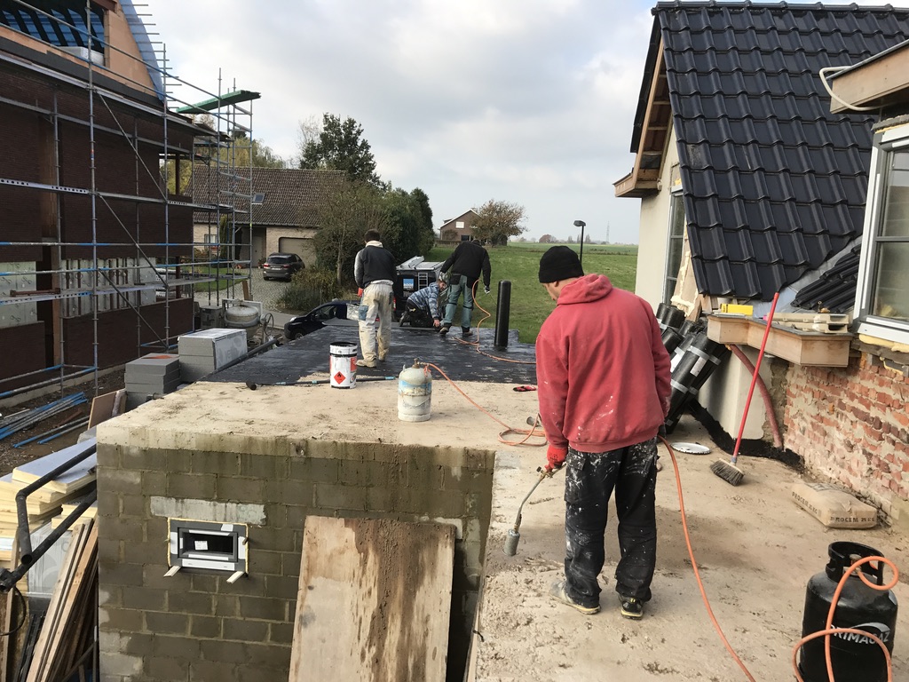 Équipe au travail sur le chantier de Relegem